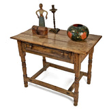 Colonial Table