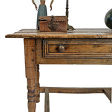Colonial Table